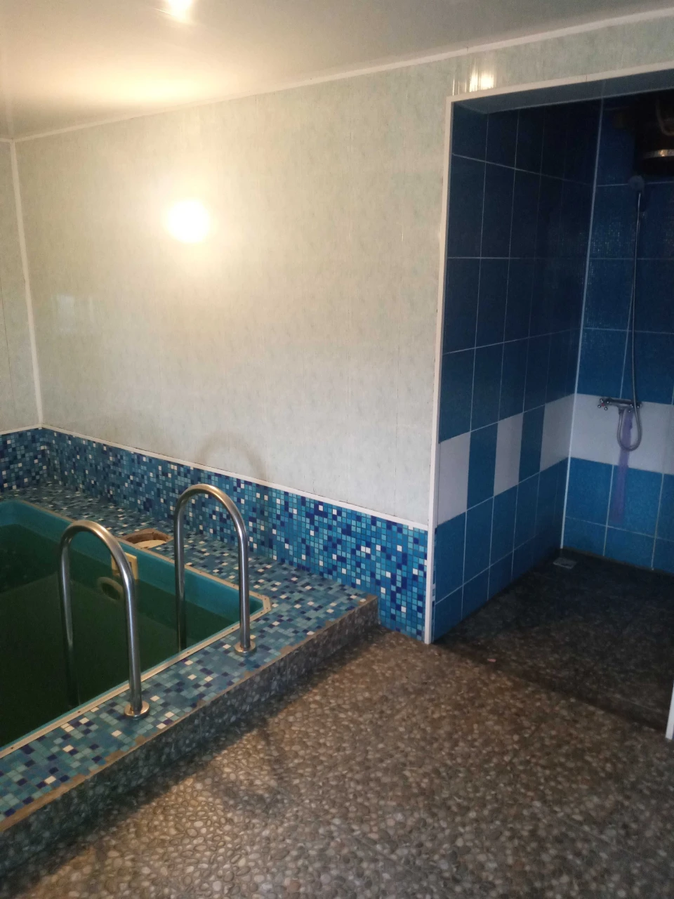 Продам в Люботине новострой в природном месте