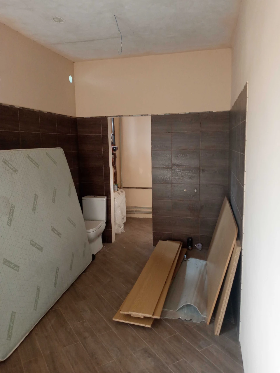 Продам в Люботине новострой в природном месте