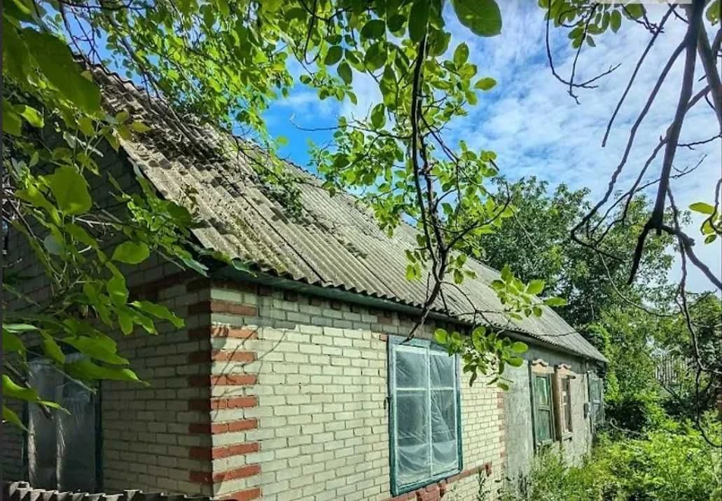 Будинок 95 метрів кв в Люботині, газ опалення, гараж, вода,