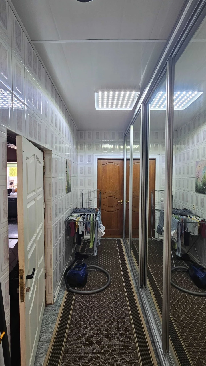 Неподалік від центру міста Березань, продаж будинку.