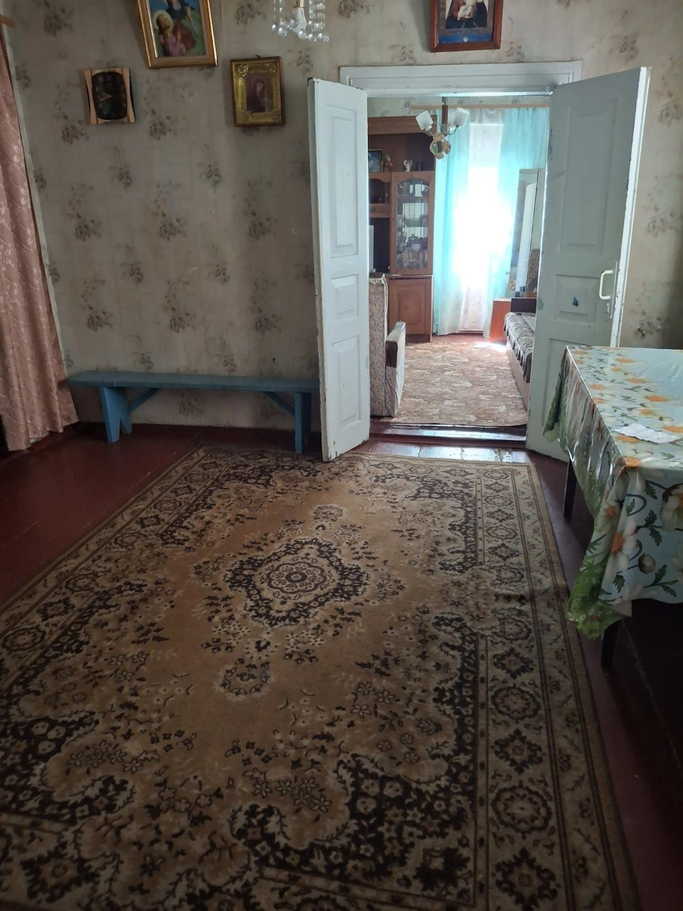 Терміново продається  будинок у селі