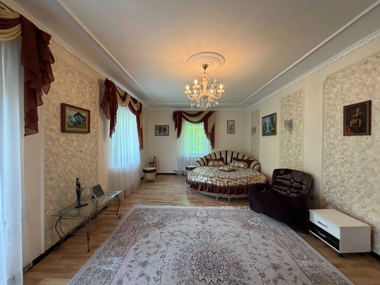 Будинок мрії в м. Березань 220 м2, ремонт, ставок, баня, ліс