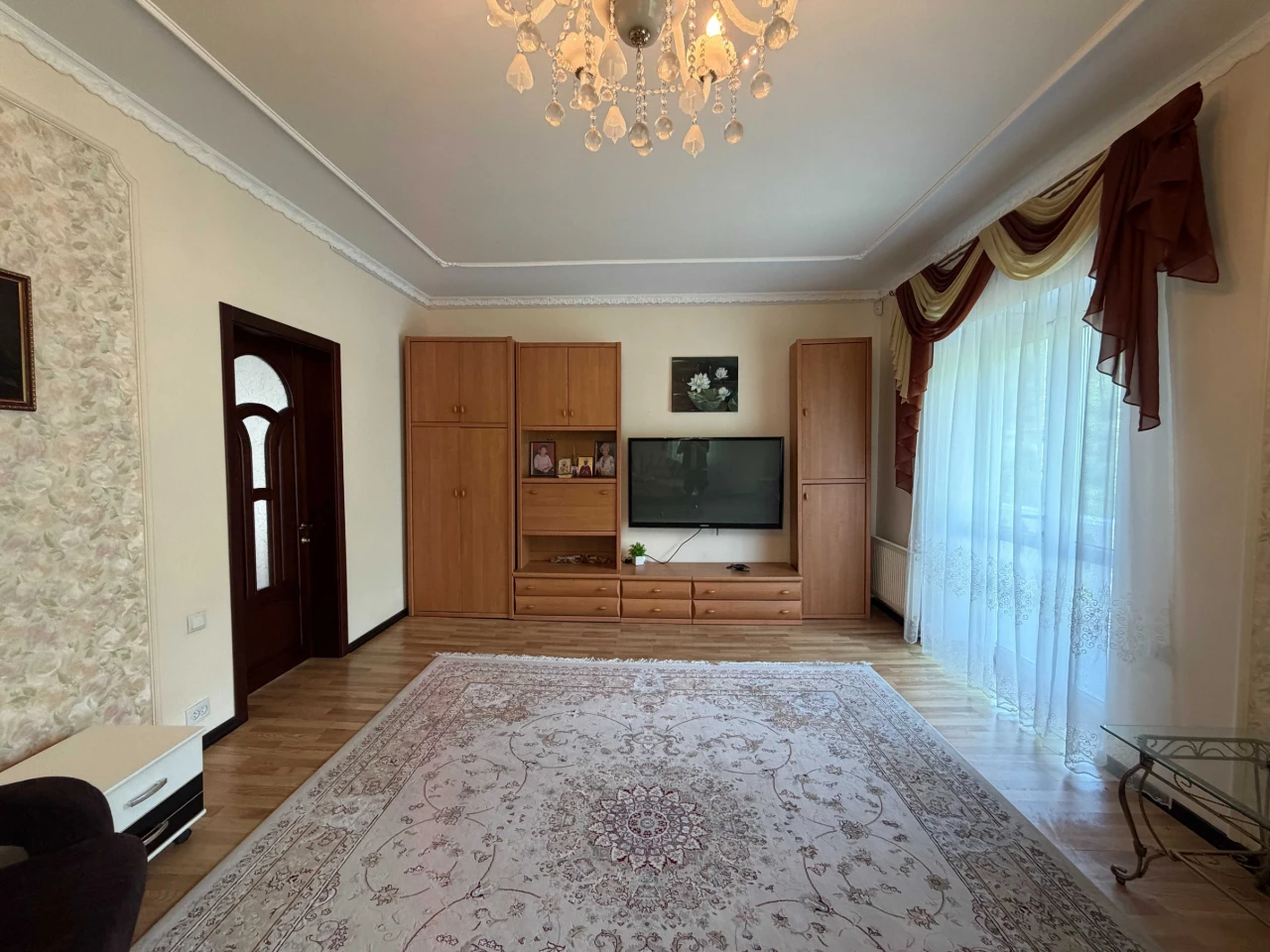 Будинок мрії в м. Березань 220 м2, ремонт, ставок, баня, ліс