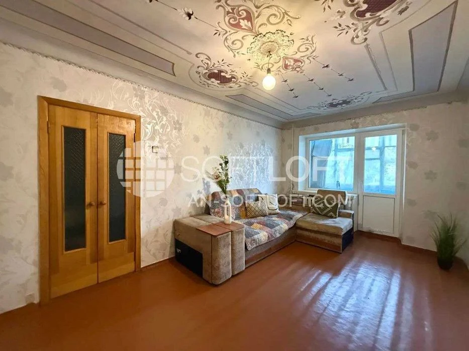Two-bedroom apartment for sale, Pavlovo Pole, Botanichesky Sad metro station.