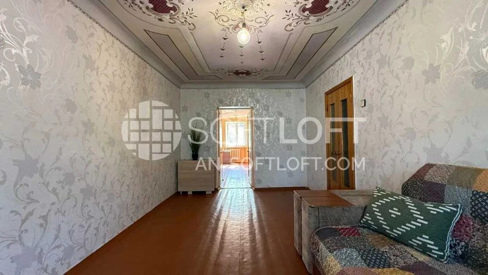Two-bedroom apartment for sale, Pavlovo Pole, Botanichesky Sad metro station.