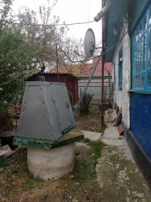 Будинок / ділянка 15 соток /м. Ладижин вул. Слобода