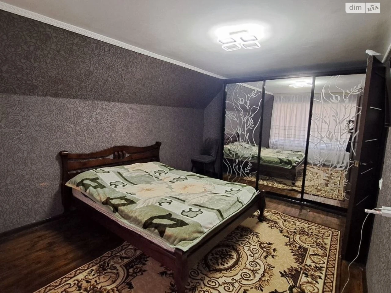 Продаж Дім
