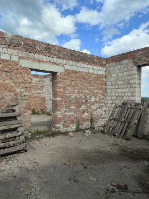 Терміново: Незавершене будівництво та земельна ділянка 10 со