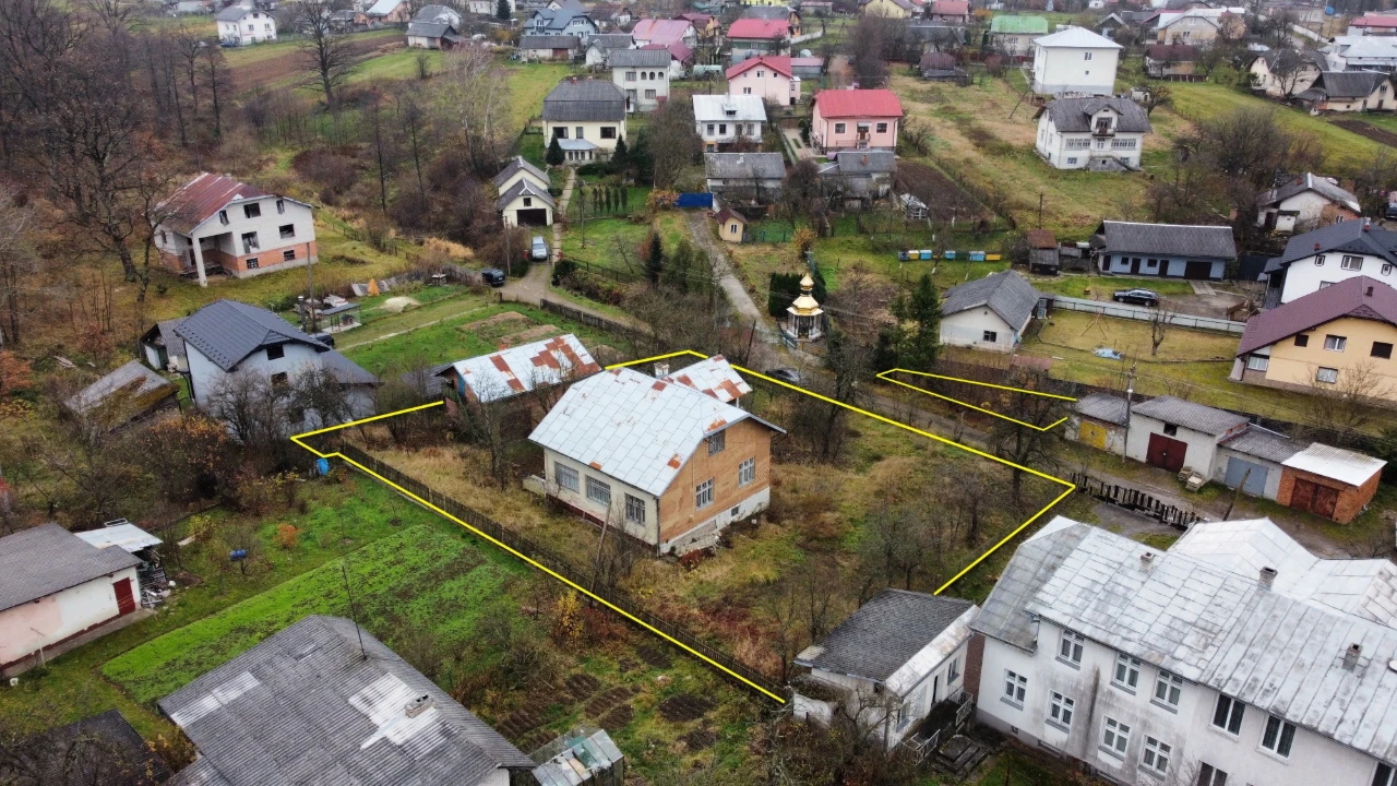 Продаж цегляного Будинку в передмісті Моршина