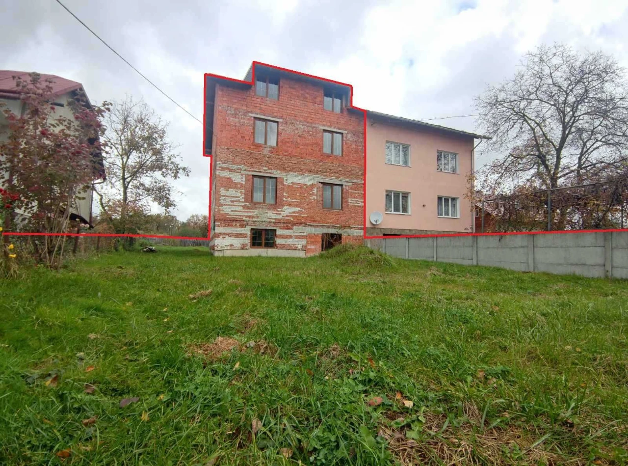 Продається незавершене будівництво у м. Моршин вул. Данила Г