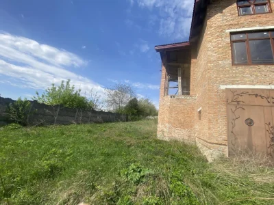 Будинок, 285м.кв. в м. Дубляни