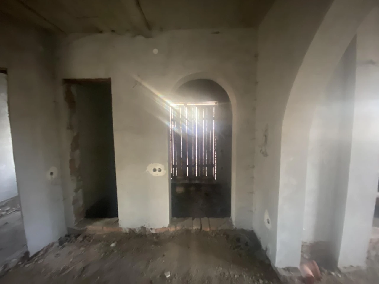 Будинок, 285м.кв. в м. Дубляни