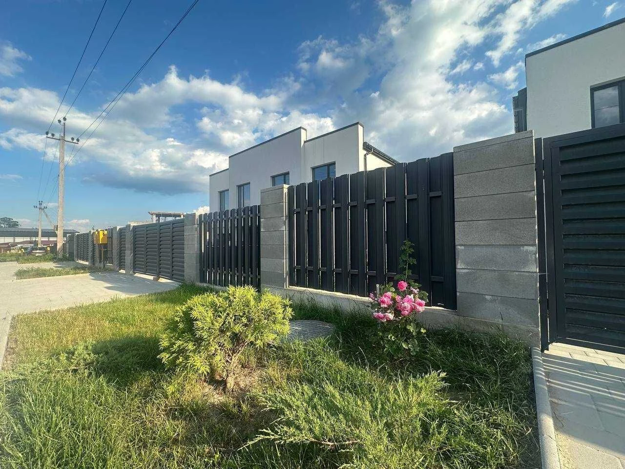Продаж Будинку Котедж Дубляни