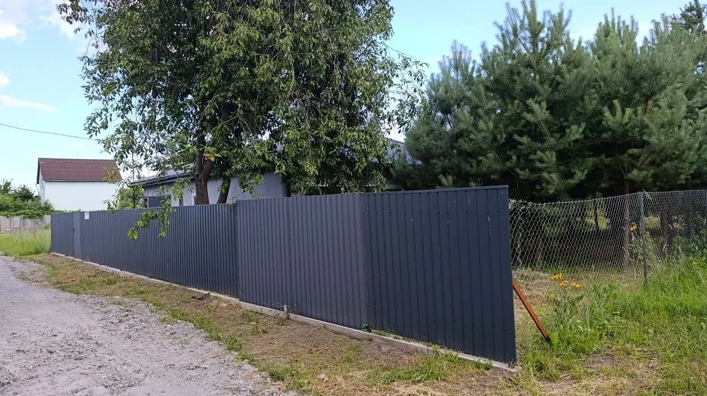 Дача біля Дніпра
