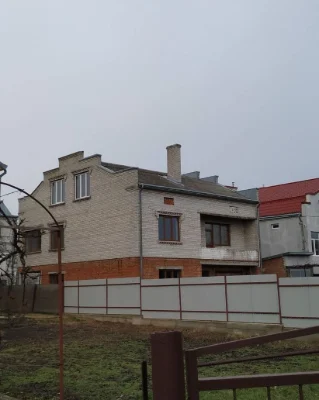 Продаж 2- поверхового будинку 230 м2 , 5 кімнат, з частковим