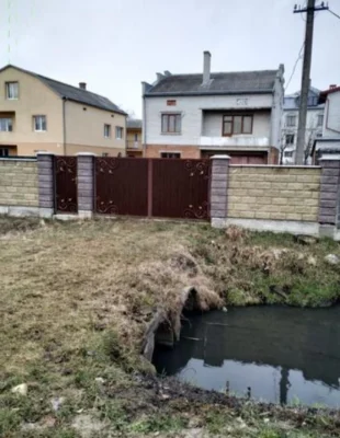 Продаж 2- поверхового будинку 230 м2 , 5 кімнат, з частковим