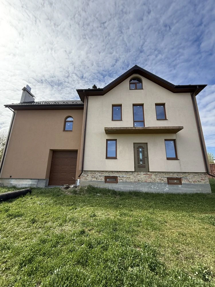 Продаж будинок Дубляни, поруч Львів, без комісії