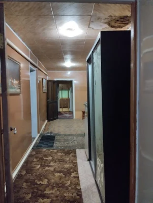 Пропонуємо до продажу просторий добротний сучасний будинок