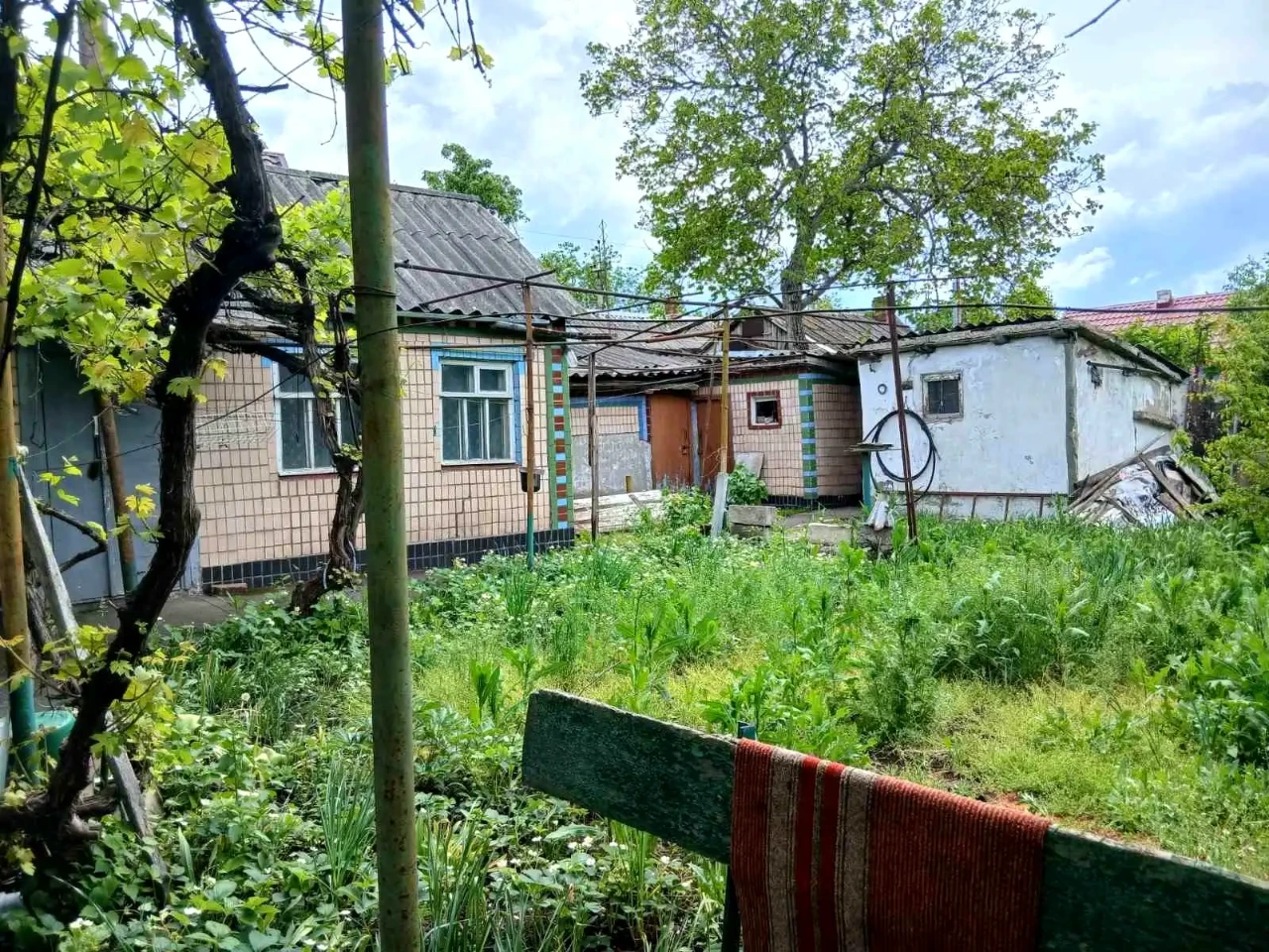 Продаж будинку 65 м² 6.39 сот.