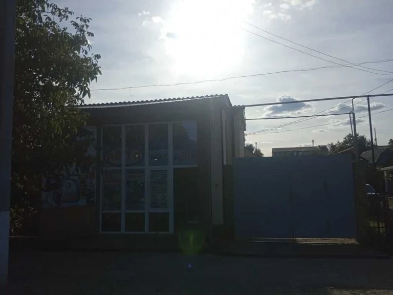 Продается дом+ магазин