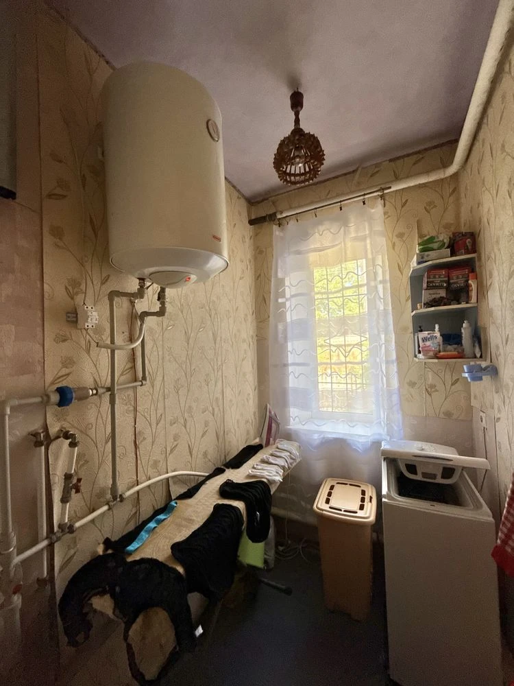 Продаж 2х поверхового Добротного будинку в Верхівцеве
