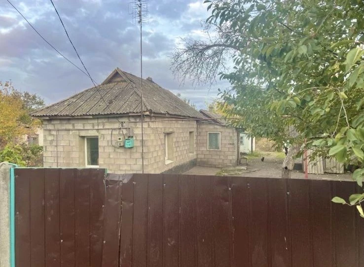 Продаж добротного будинку в м. Верхівцеве