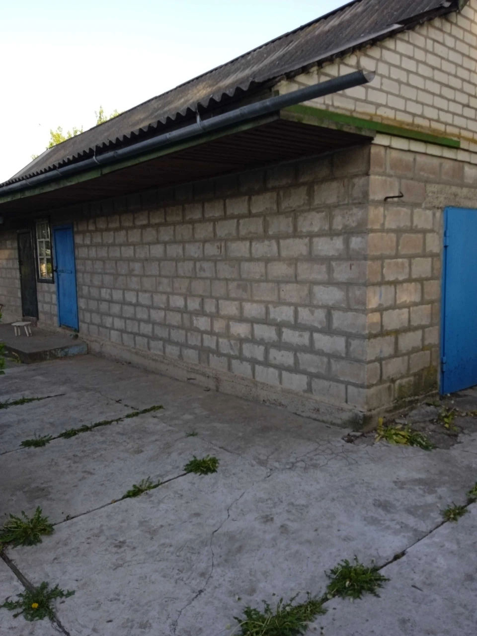 Продам дом   косметический ремонт,рассмотрим через сертифика