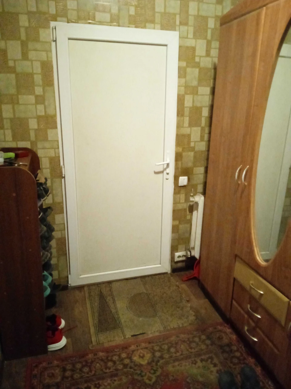 Продам дом   косметический ремонт,рассмотрим через сертифика