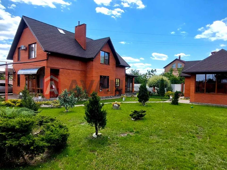 Будинок. Підгородне, Бурштинова
