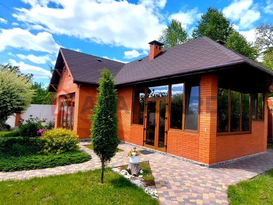 Будинок. Підгородне, Бурштинова