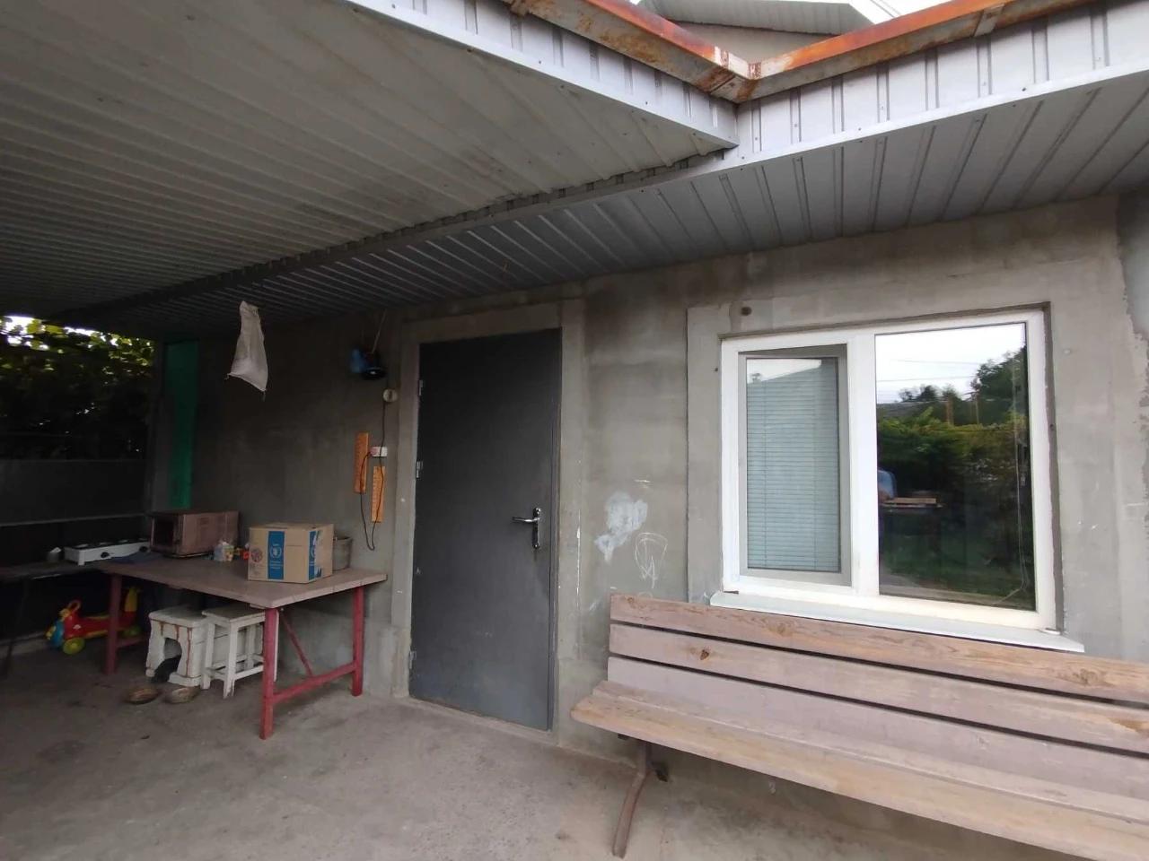 Продам. Будинок 90 м.кв.. 9 соток. Підгородне, вул. Залізнич