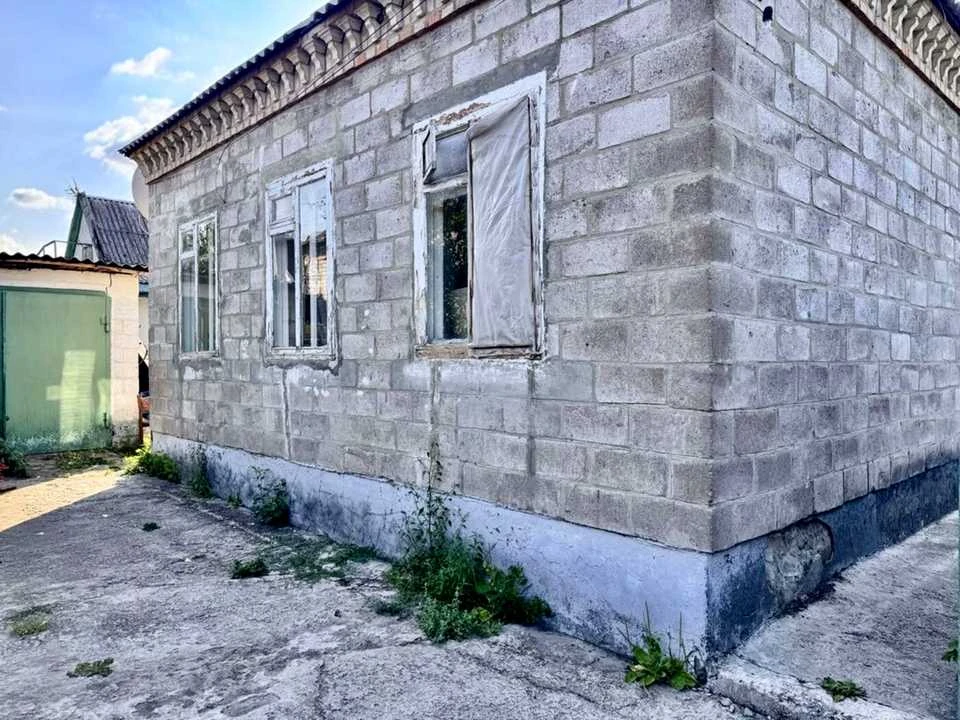 Будинок. Підгородне, Мостова