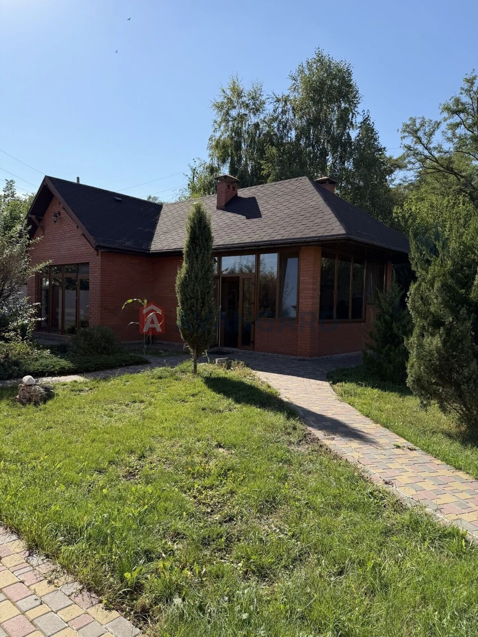 Продам шикарний будинок Євроремонт 215м2 220000 $