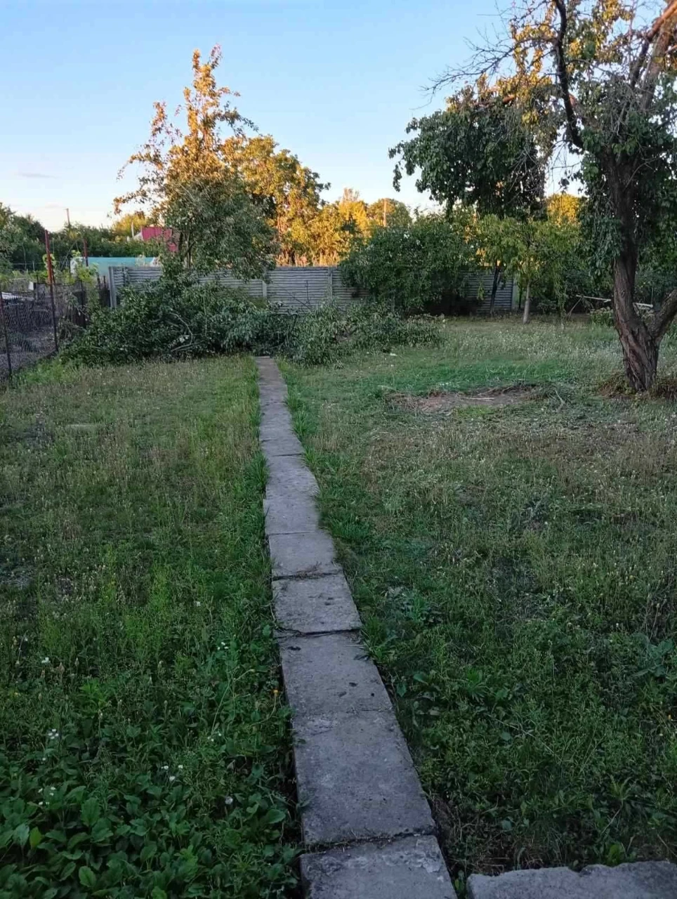 Продаж будиночка у місті Підгородне