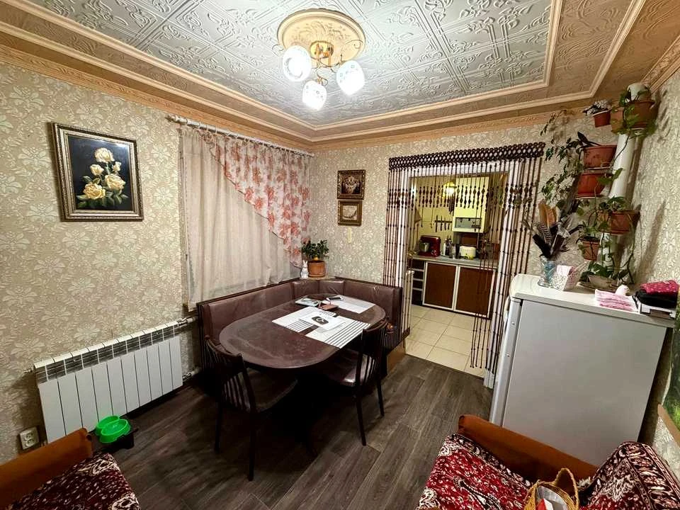 Будинок. Підгородне, Харківська
