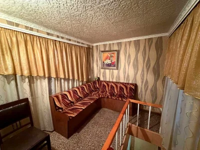 Будинок. Підгородне, Харківська вул.