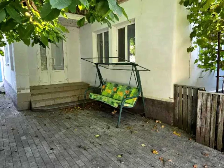 Будинок. Підгородне, Залізнична вул.