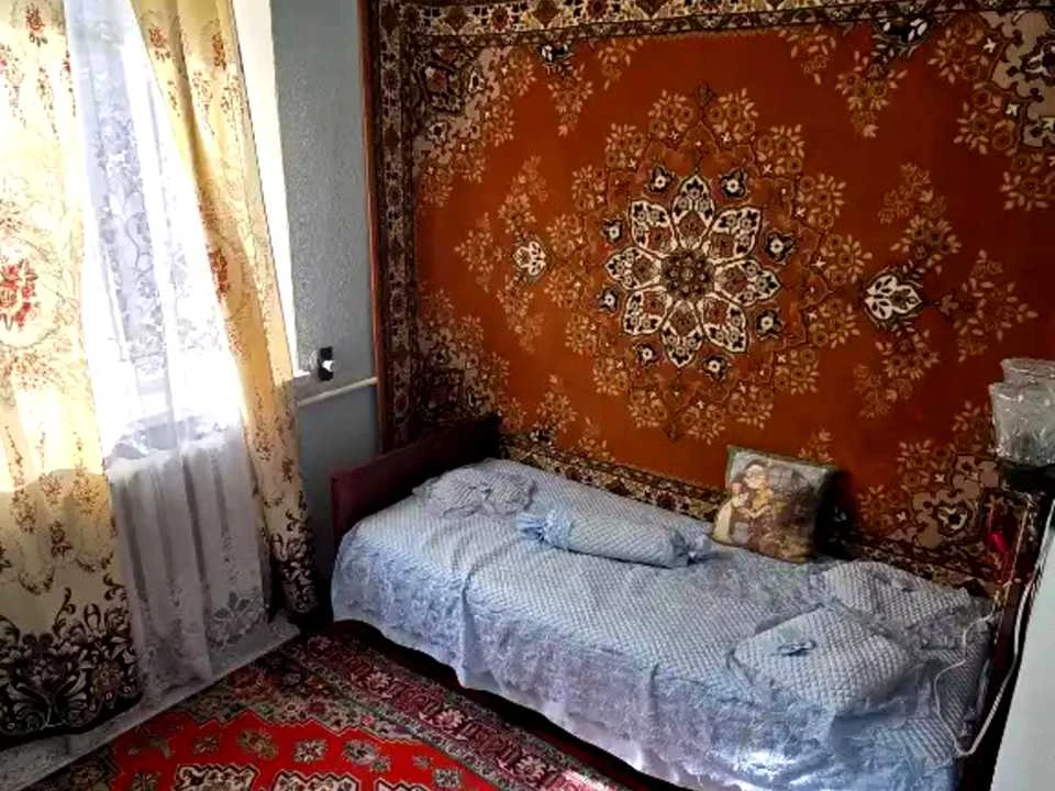 Будинок. Підгородне, Залізнична вул.