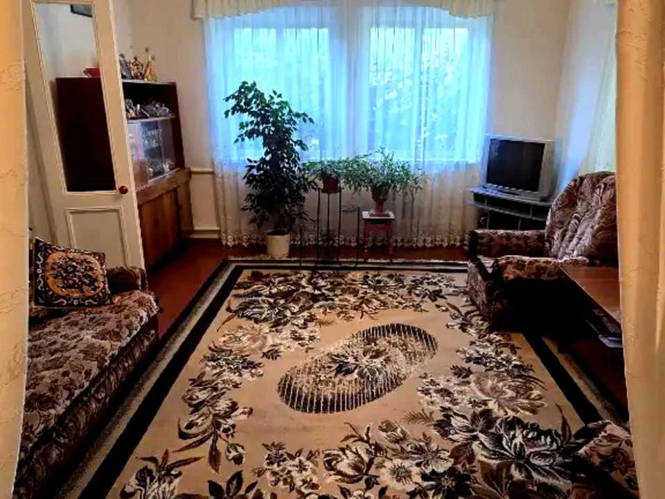 Будинок. Підгородне, Залізнична вул.