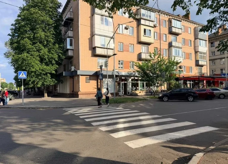 Самий центр з видом на фонтан