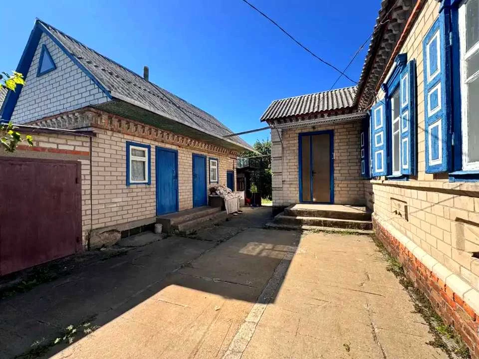 Будинок. Підгородне, Каштанова вул.