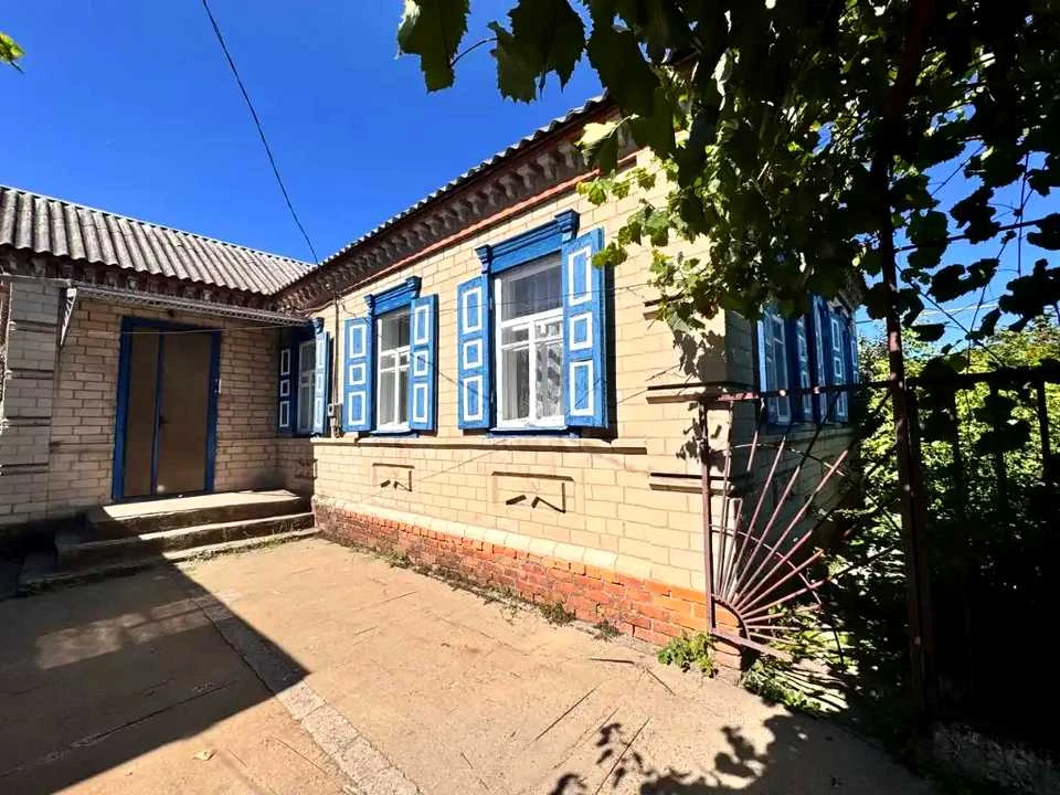 Будинок. Підгородне, Каштанова вул.