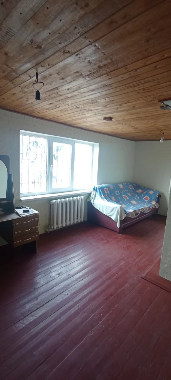 Продам дом дачу в Подгородном, свет ,газ вода ,рядом река