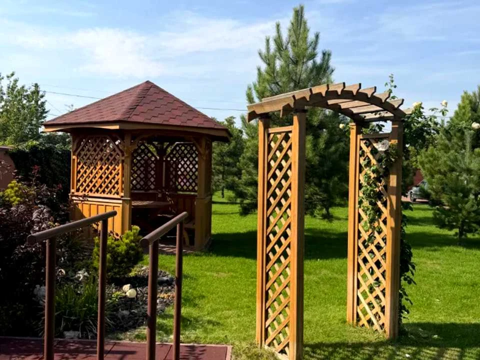 Будинок. Підгородне, Гранатова