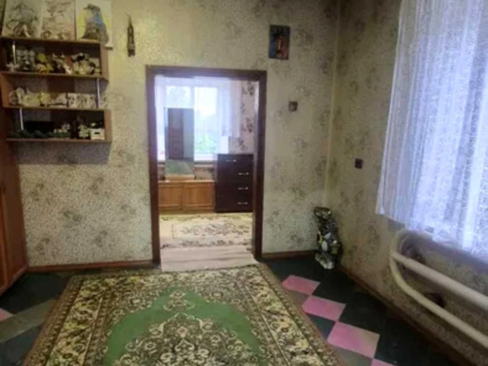 Будинок. Підгородне, Підгородне