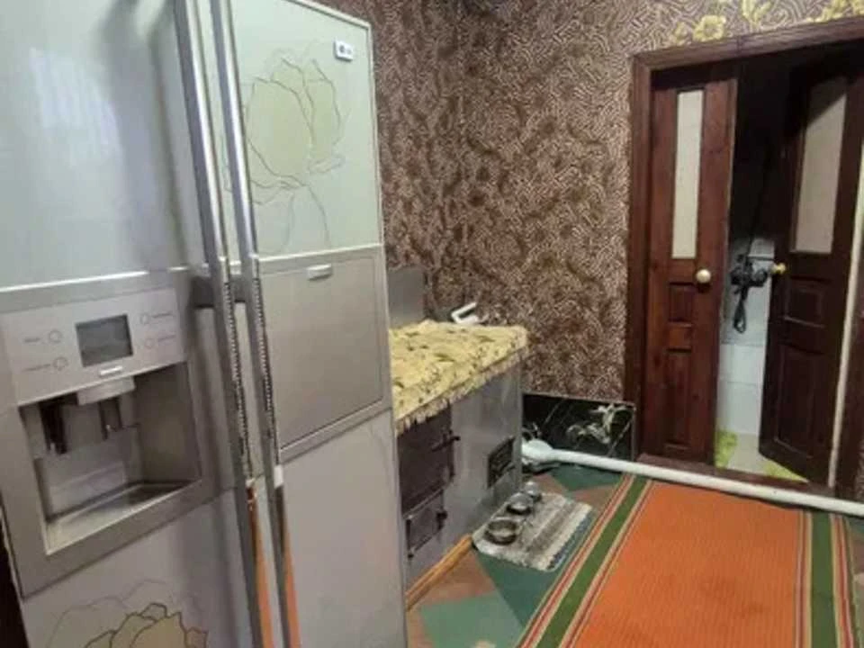 Будинок. Підгородне, Підгородне