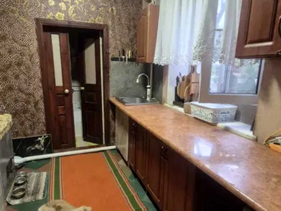 Будинок. Підгородне, Підгородне