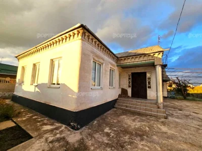 Будинок. Підгородне, Сагайдачного