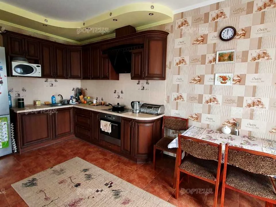 Будинок. Підгородне, Київська