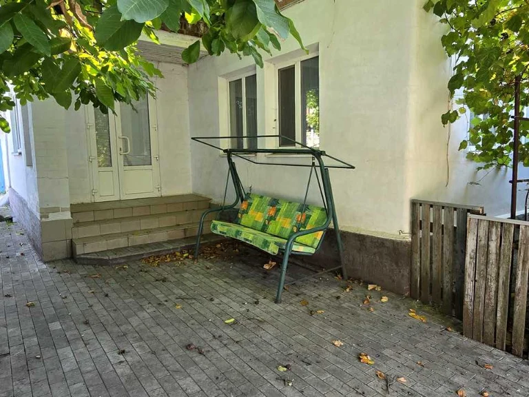 Будинок. Підгородне, Залізнична вул.
